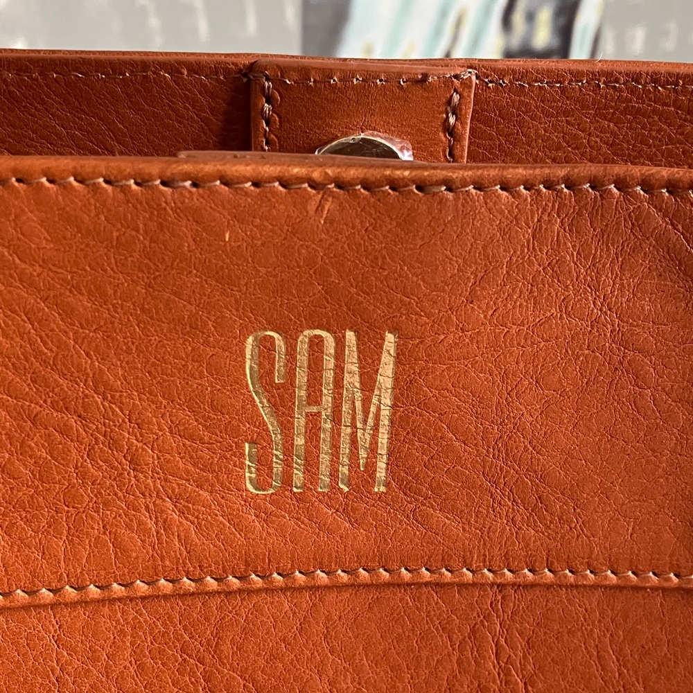 Mark & Graham Essential Leather Large Brown Tote with “SAM” Personalization NWOT - Picture 3 of 9